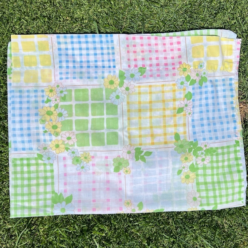 VTG Cannon Monticello Floral Patchwork Gingham 3-Piece Pillowcase Set 70s Cutter